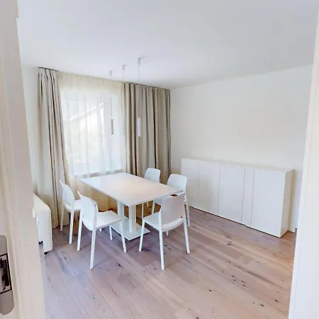 2 Separate Fuer Max 8 Pers Apartment Paternion